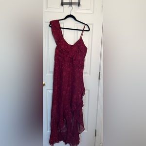 Lulu’s Maxi Floral Burgundy Dress size XL